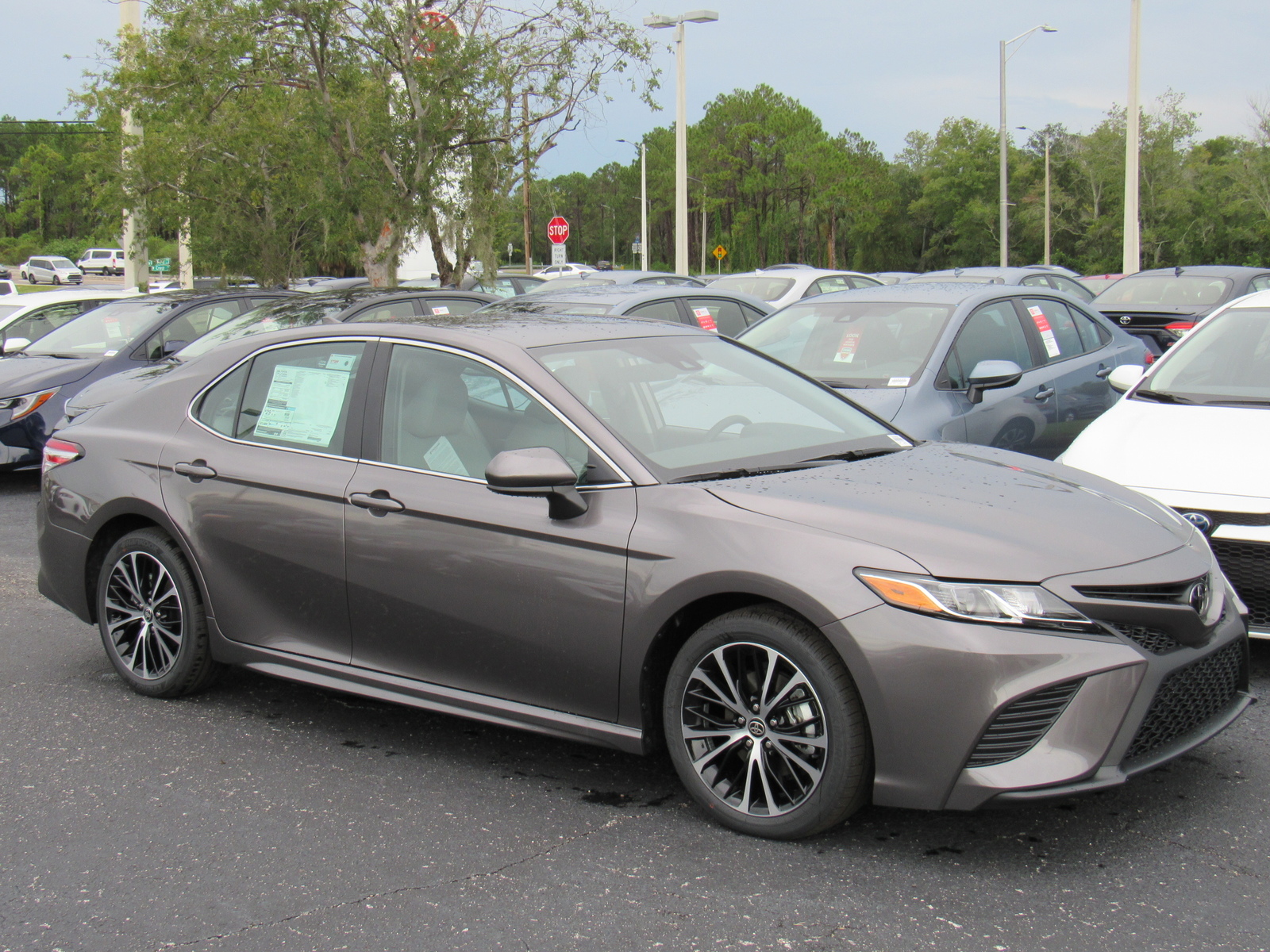 New 2020 Toyota Camry AWD SE Auto AWD (Natl) 4 All Wheel Drive