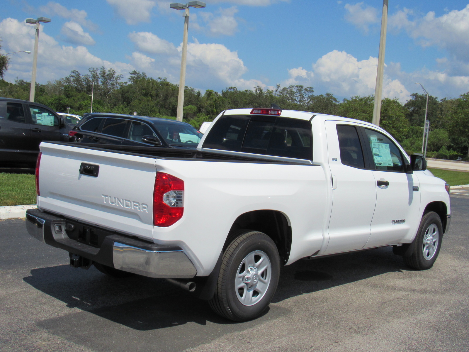 New 2020 Toyota Tundra 2WD SR5 Double Cab 6.5′ Bed 5.7L (Natl)