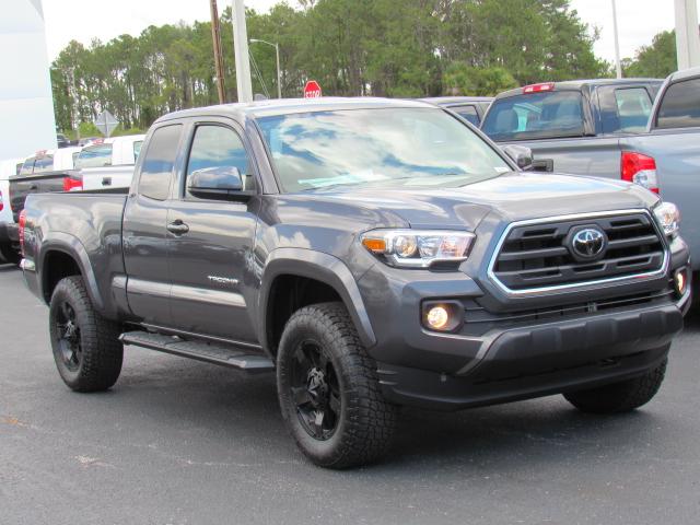 New 2018 Toyota Tacoma SR5 Access Cab 6' Bed V6 4x2 AT SR5 Access Cab 6 ...