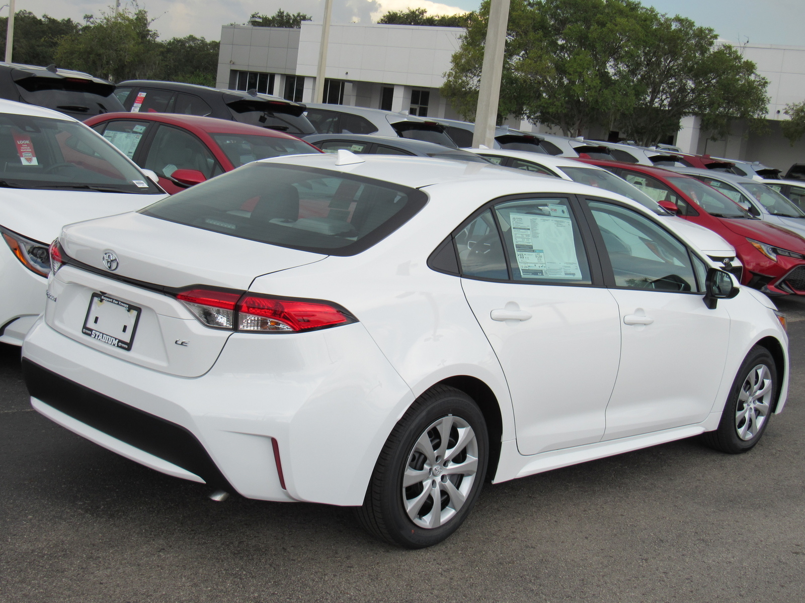 New 2021 Toyota Corolla LE CVT (Natl) 4 Front Wheel Drive